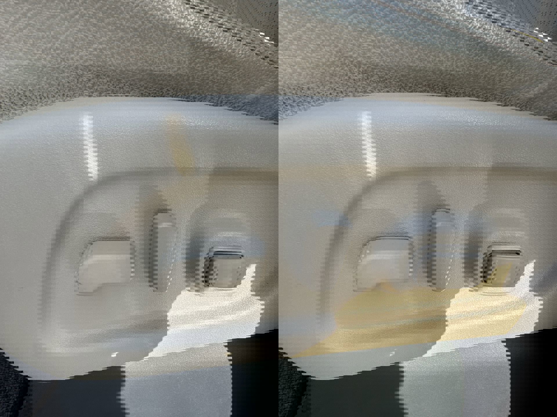 Used 2018 Nissan Titan SL w/ Chrome Package image 12