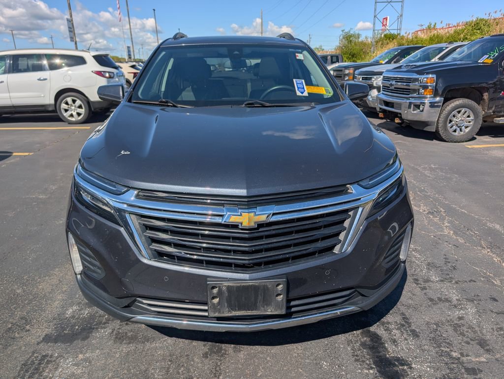Used 2023 Chevrolet Equinox LT AWD/4WD image 2
