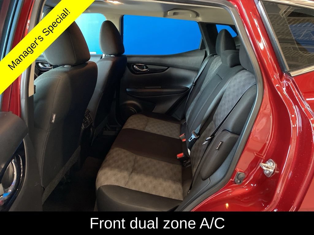 Used 2022 Nissan Rogue Sport SV AWD/4WD image 8