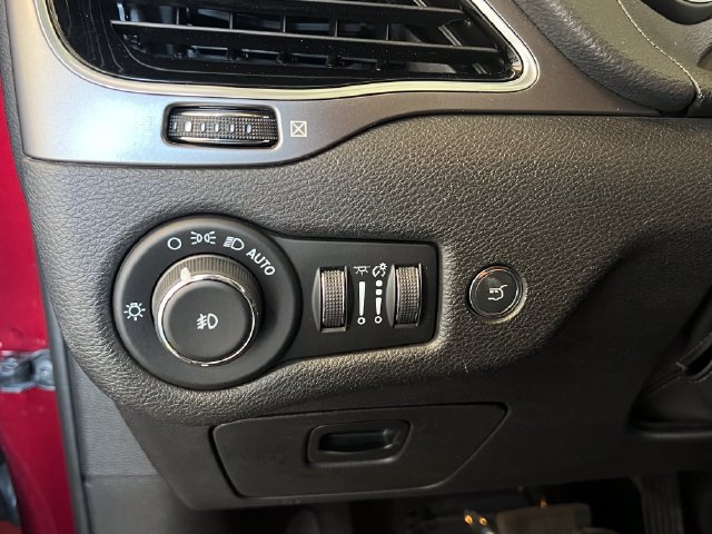 Used 2021 Jeep Cherokee Limited w/ Elite Package AWD/4WD image 24