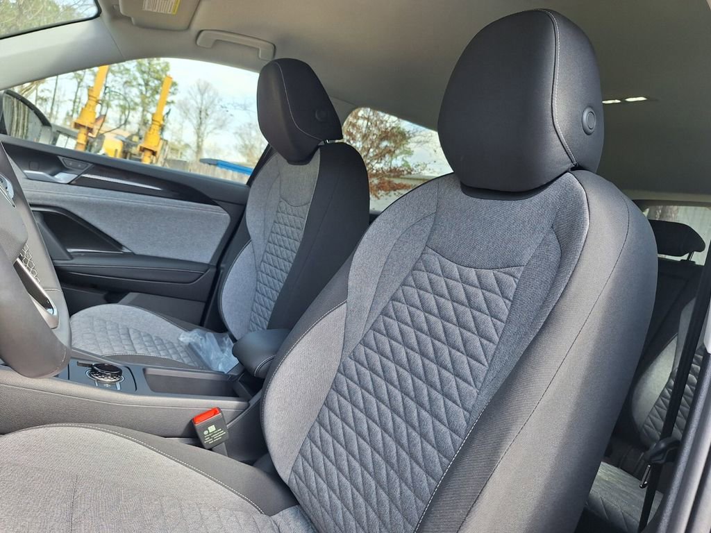 New 2026 Volkswagen Tiguan S image 11