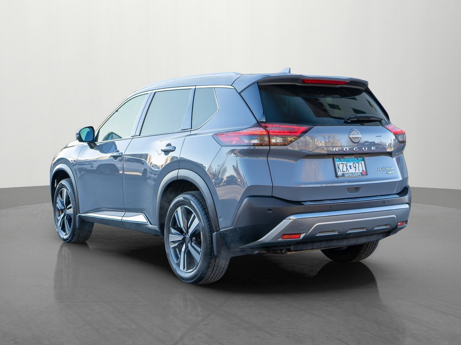 Used 2023 Nissan Rogue Platinum AWD/4WD image 5