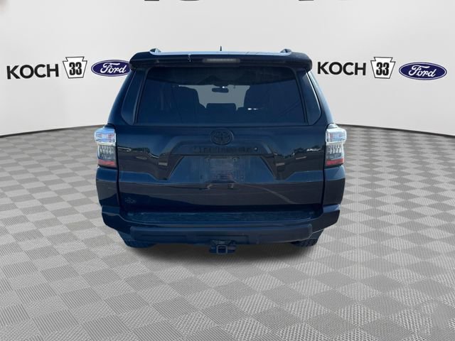 Used 2017 Toyota 4Runner TRD Off-Road AWD/4WD image 7