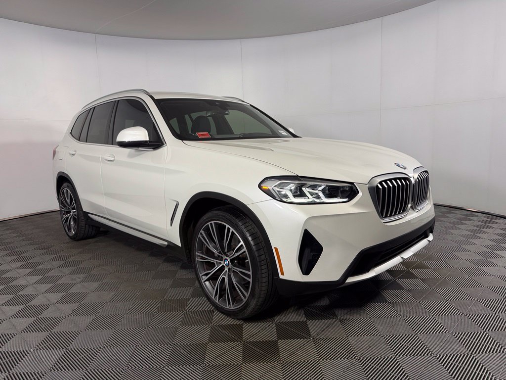 Used 2023 BMW X3 sDrive30i w/ Premium Package RWD image 4