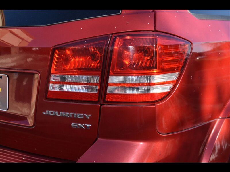 Used 2010 Dodge Journey SXT w/ Rear Seat Video Group FWD image 51