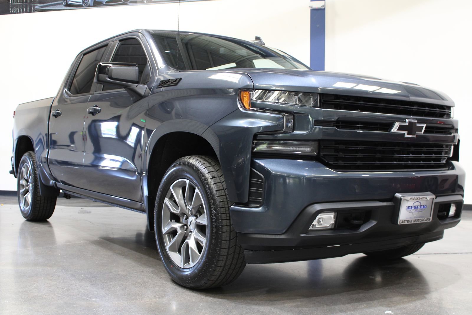 Used 2021 Chevrolet Silverado 1500 RST image 3