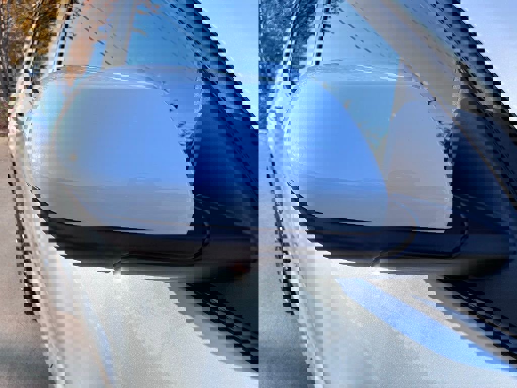 New 2026 Chevrolet Equinox ACTIV w/ Convenience Package III image 4