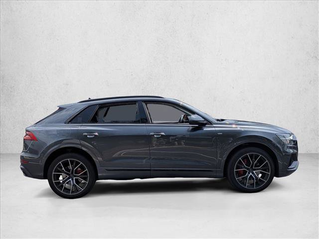 Used 2019 Audi Q8 Prestige w/ Luxury Package AWD/4WD image 4