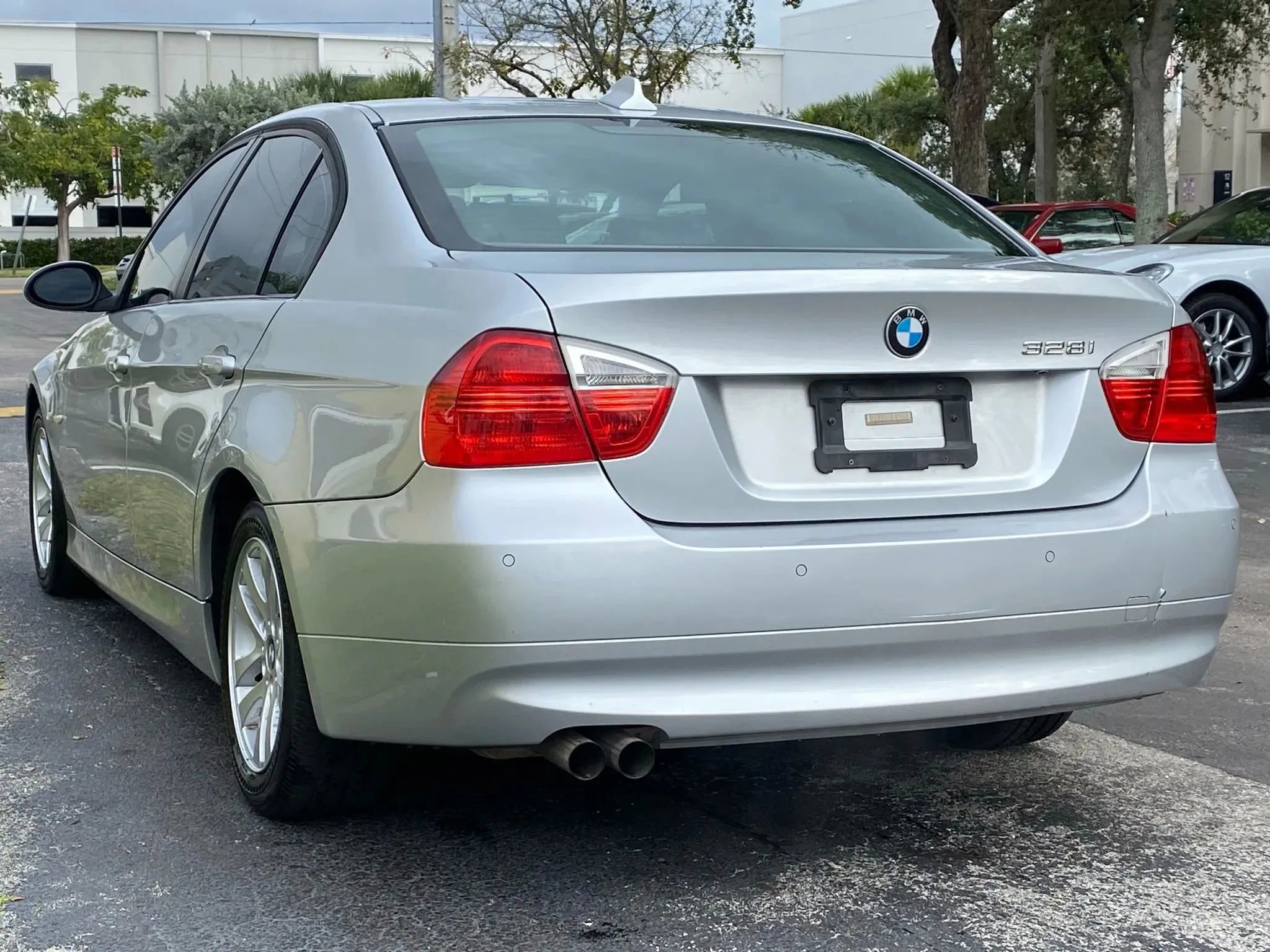 Used 2007 BMW 328i Sedan image 9