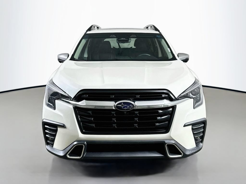 Used 2023 Subaru Ascent Touring AWD/4WD image 2