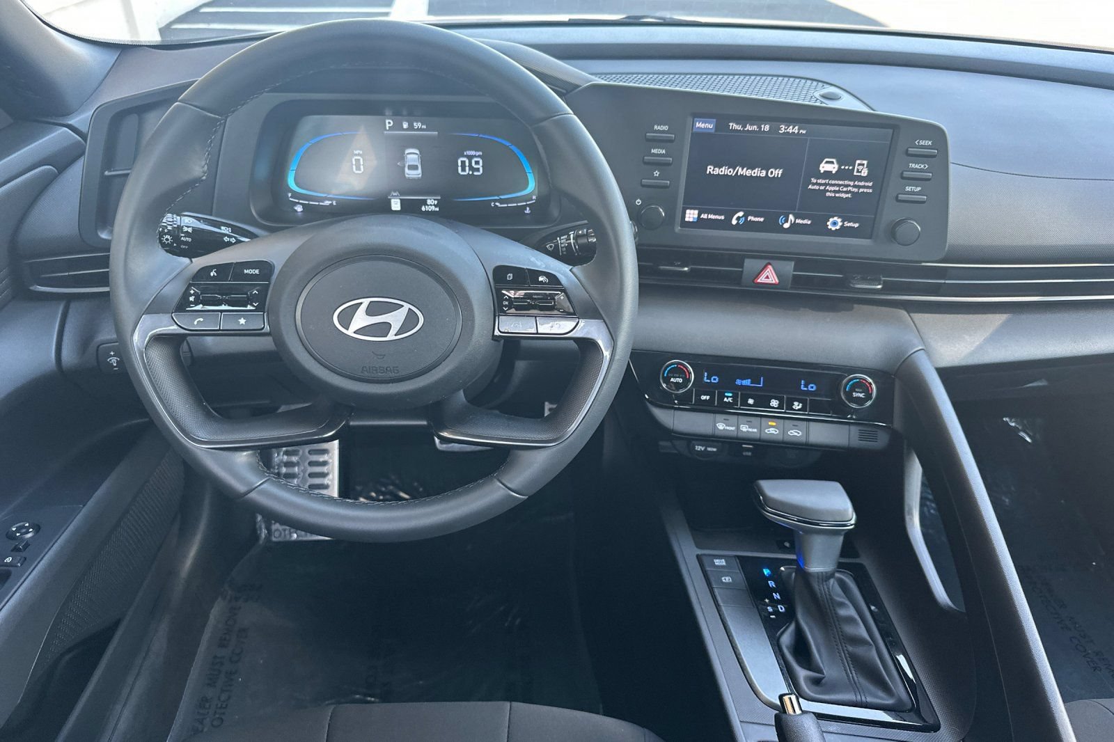 Certified 2026 Hyundai Elantra Sport FWD image 17