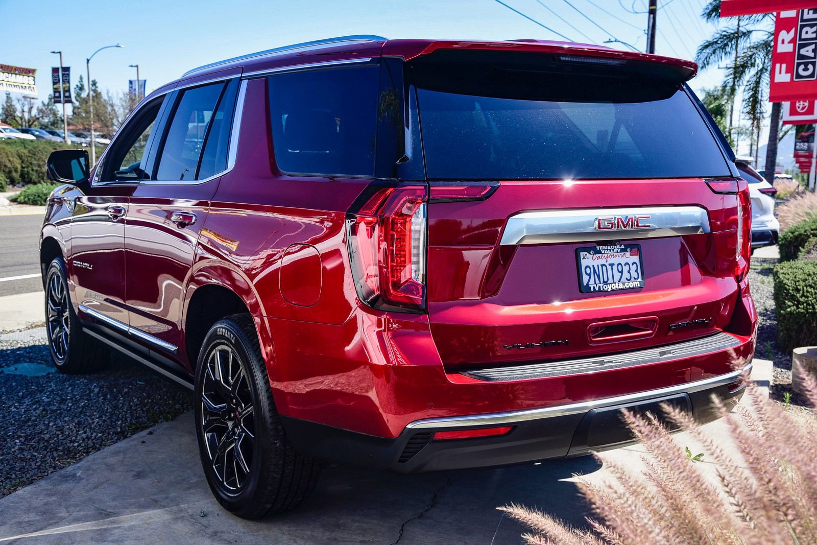 Used 2024 GMC Yukon Denali image 5