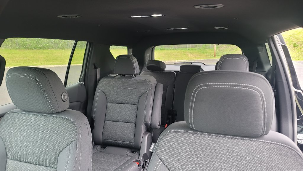 New 2026 Chevrolet Traverse LT w/ Driver Confidence Package FWD image 25