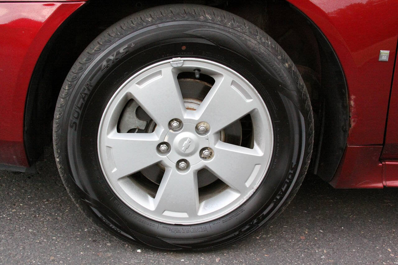 Used 2009 Chevrolet Impala LT FWD image 28