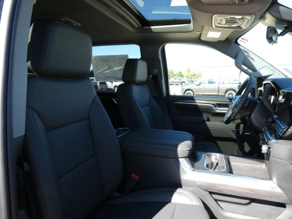 New 2026 Chevrolet Silverado 2500 LTZ w/ LTZ Plus Package AWD/4WD image 11
