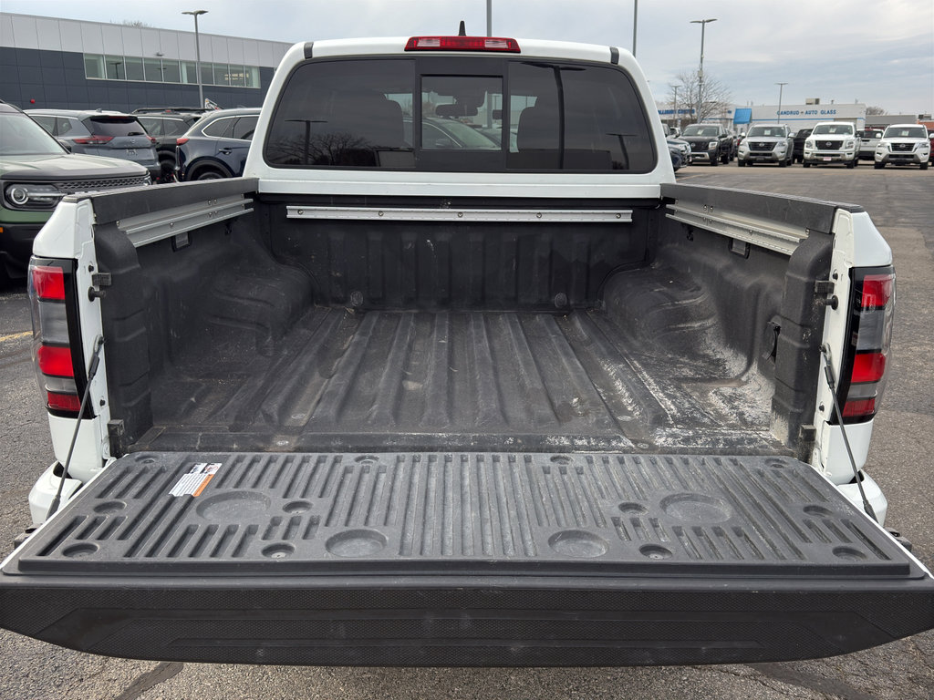 Certified 2022 Nissan Frontier SV image 8