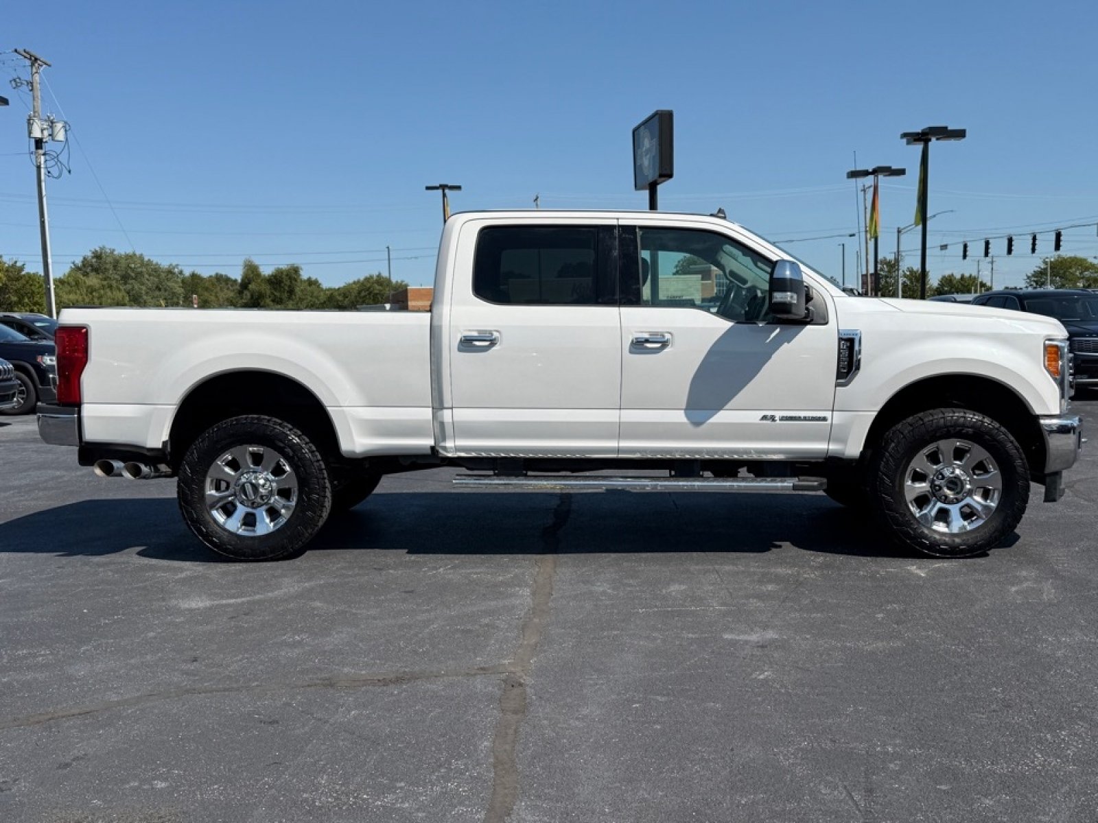 Used 2019 Ford F350 Lariat w/ Lariat Ultimate Package AWD/4WD image 9