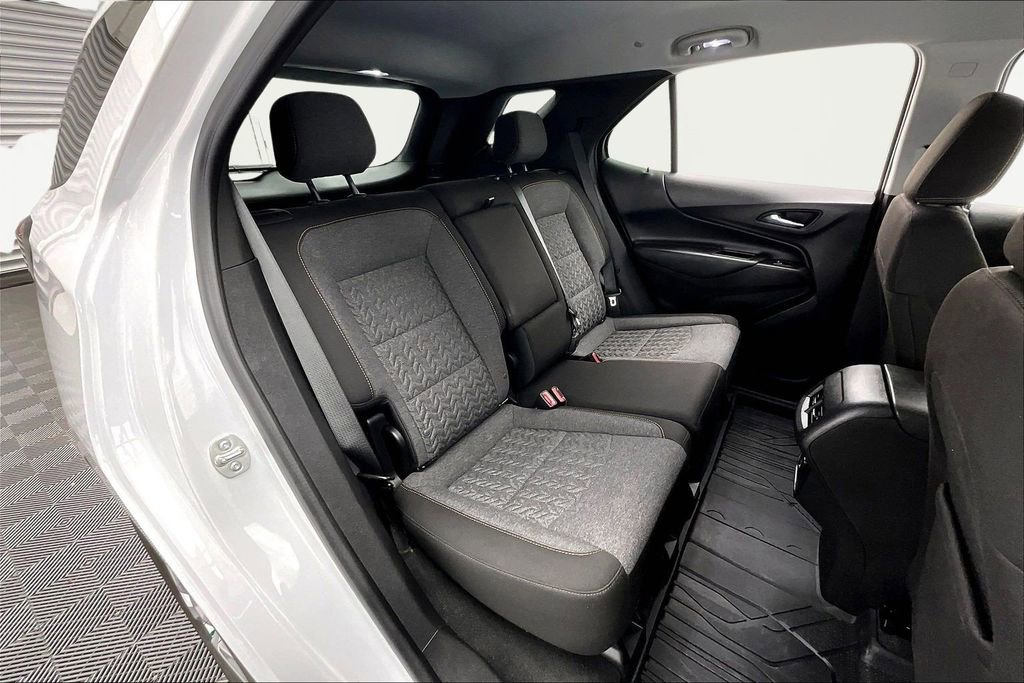 Used 2024 Chevrolet Equinox LT image 27