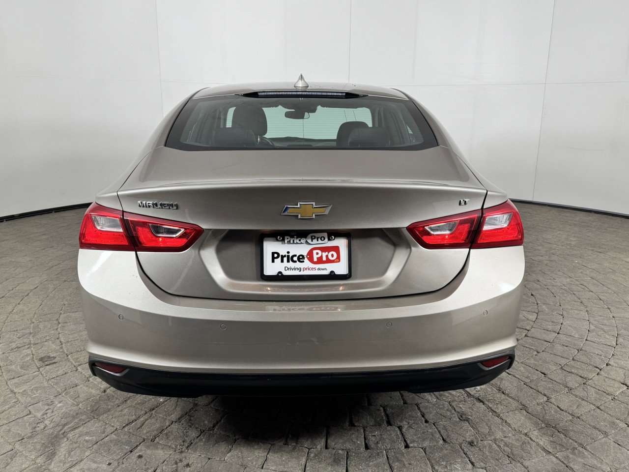 Used 2025 Chevrolet Malibu LT image 5