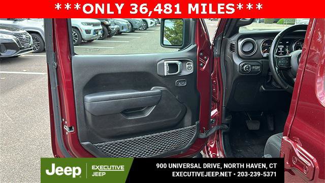 Certified 2022 Jeep Gladiator Willys image 10