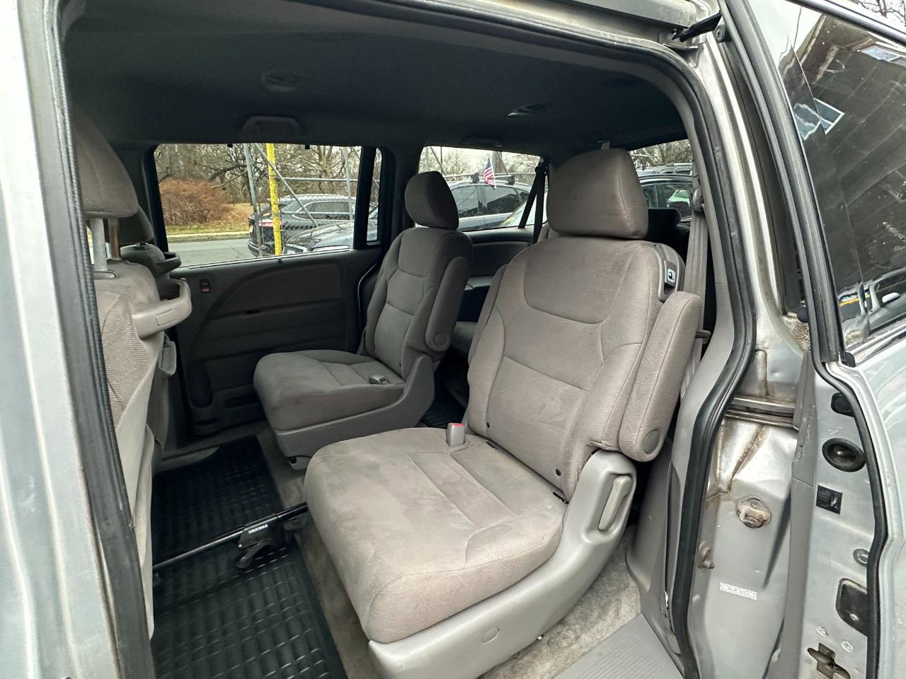 Used 2010 Honda Odyssey EX image 24