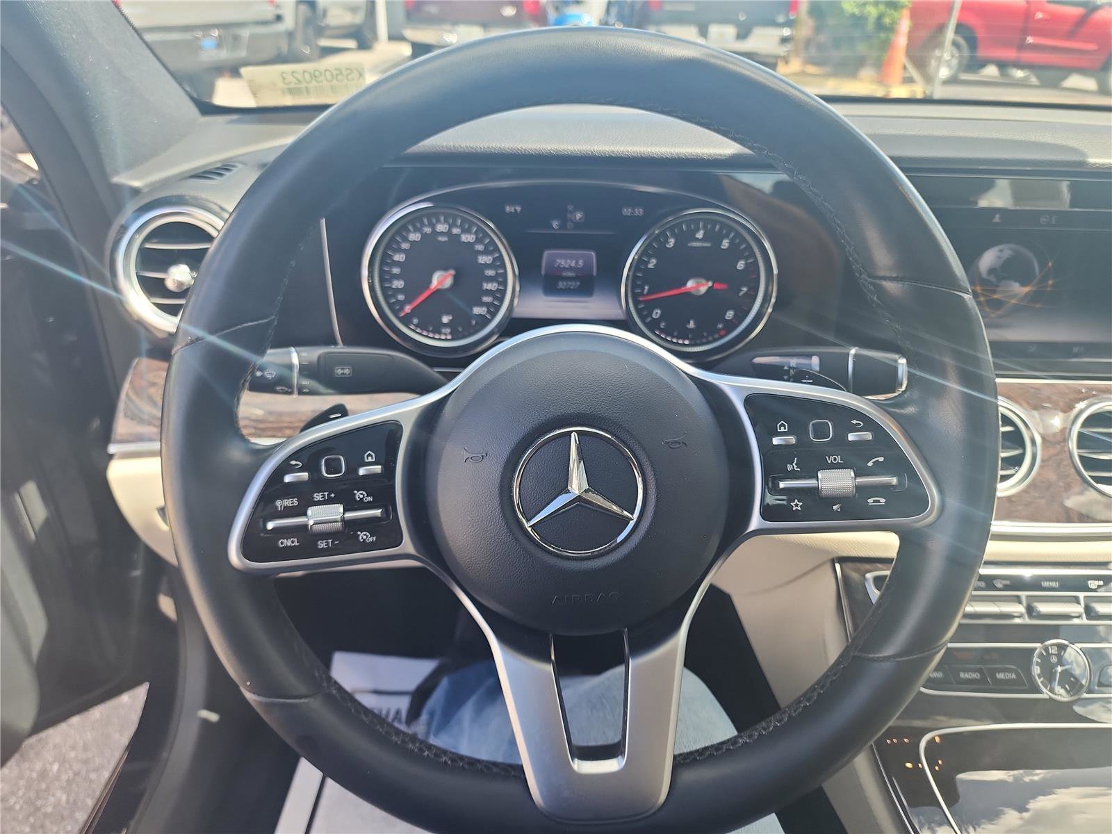 Used 2019 Mercedes-Benz E 300 image 31