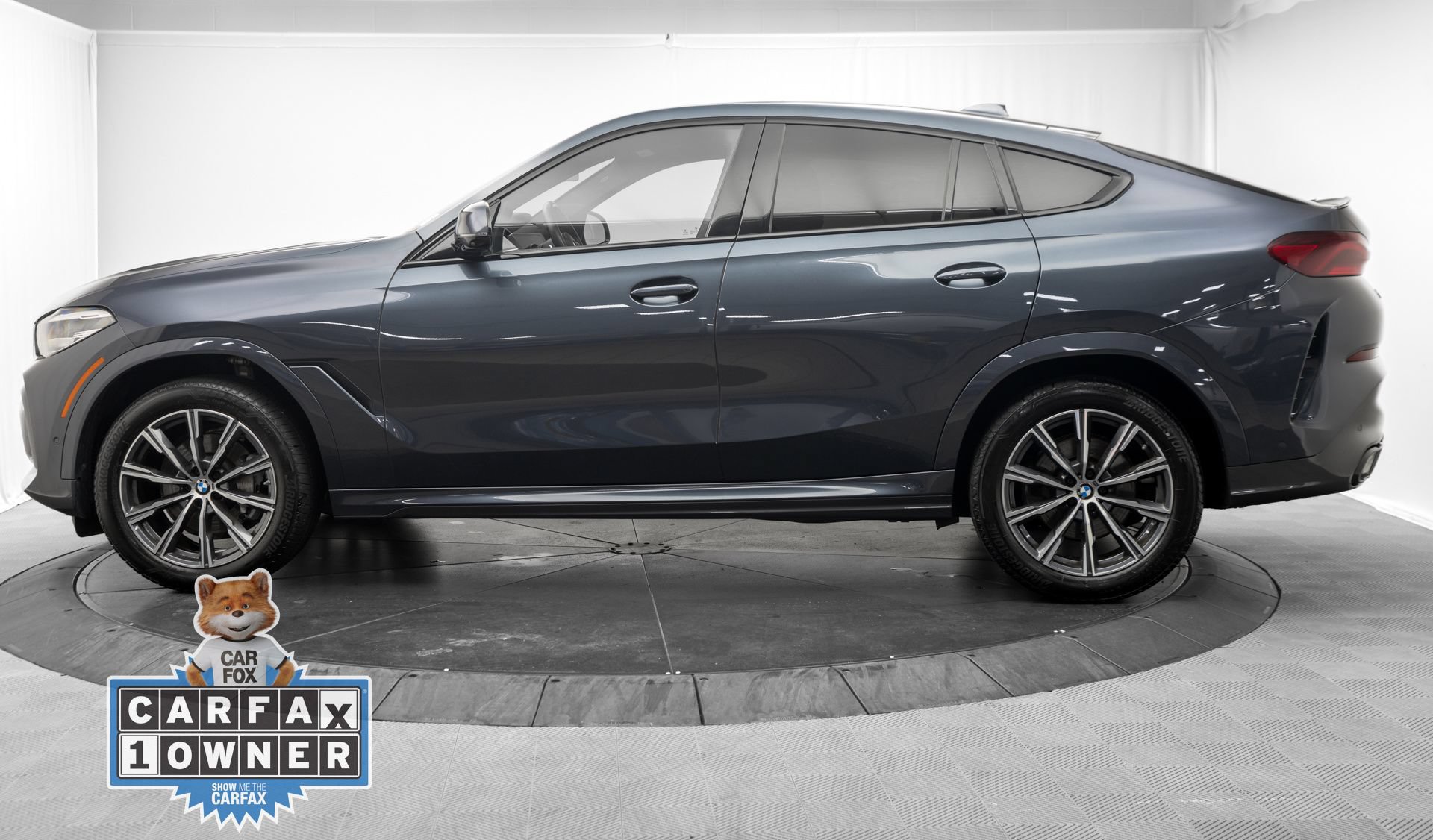 Used 2022 BMW X6 xDrive40i w/ M Sport Package AWD/4WD image 4