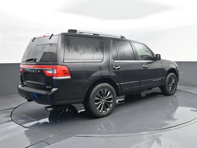 Used 2015 Lincoln Navigator 2WD image 28