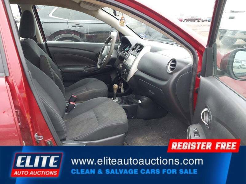 Used 2019 Nissan Versa SV image 10