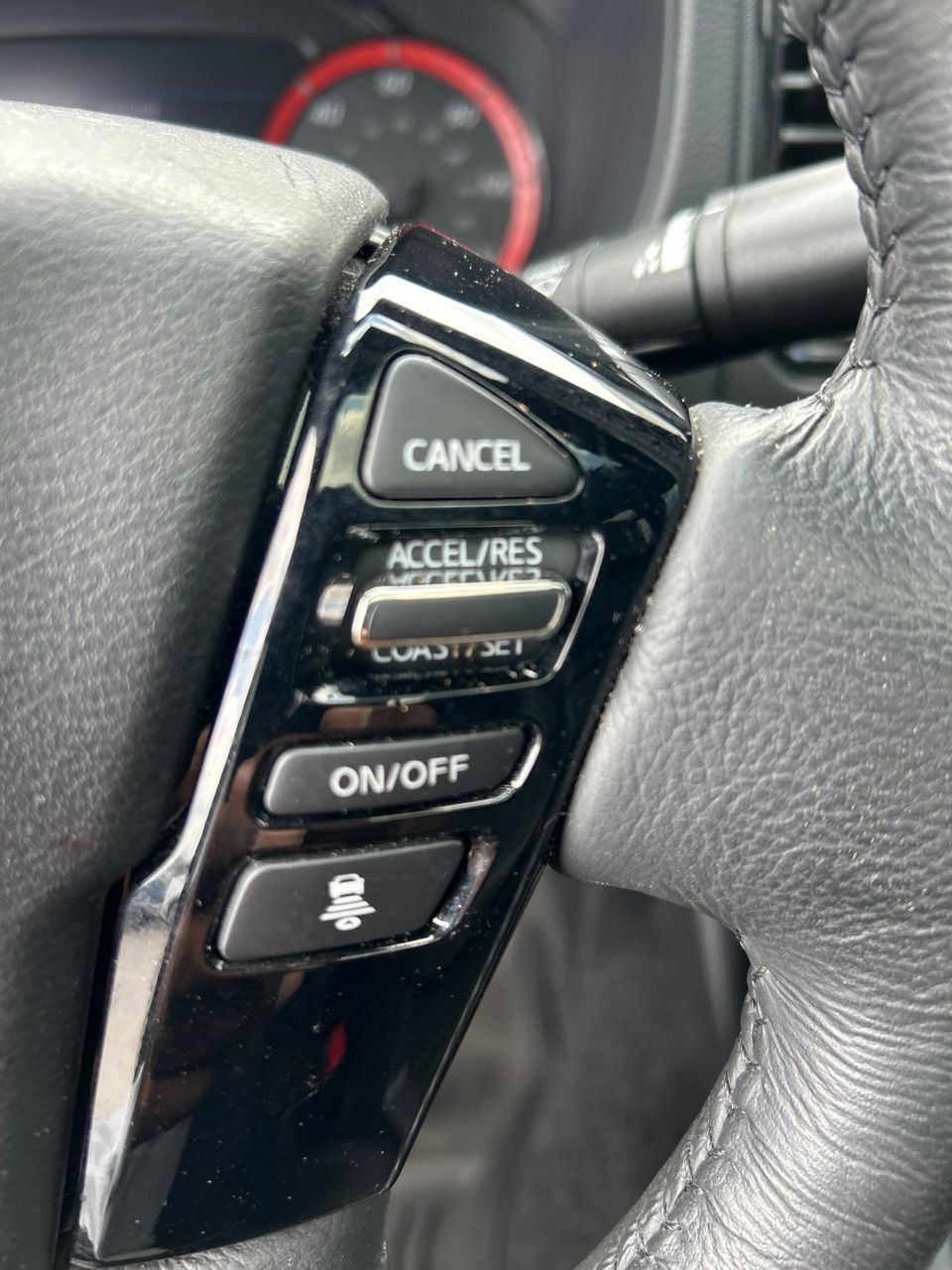 Used 2022 Nissan Frontier PRO-4X w/ Pro-4X Premium Package AWD/4WD image 18