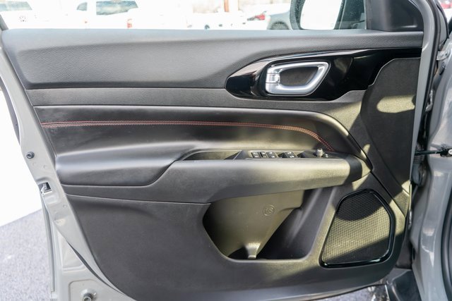 Used 2022 Jeep Compass Trailhawk image 18