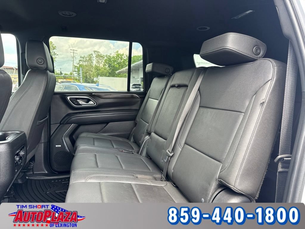 Used 2023 Chevrolet Suburban LT RWD image 37