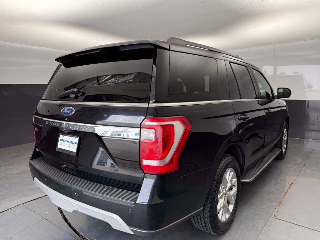 Used 2020 Ford Expedition XLT w/ Equipment Group 202A AWD/4WD image 12
