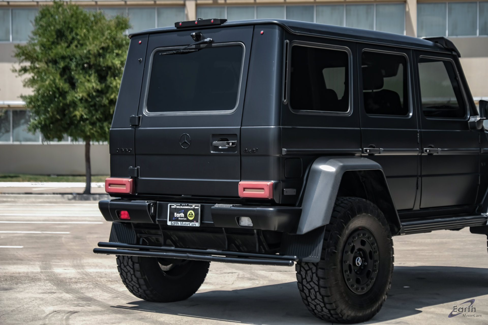 Used 2017 Mercedes-Benz G 550 Squared image 19