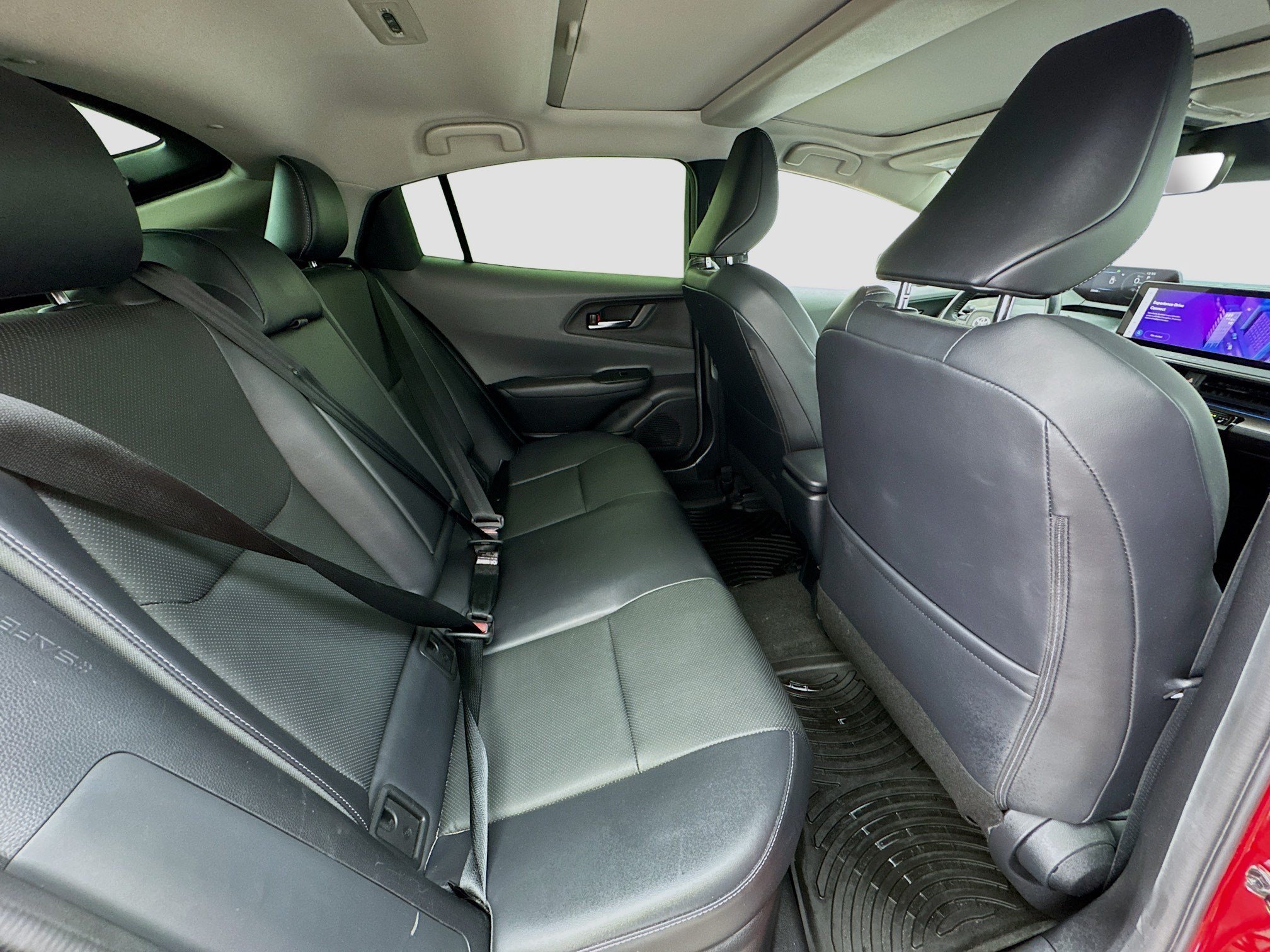 Used 2023 Toyota Prius Limited FWD image 18