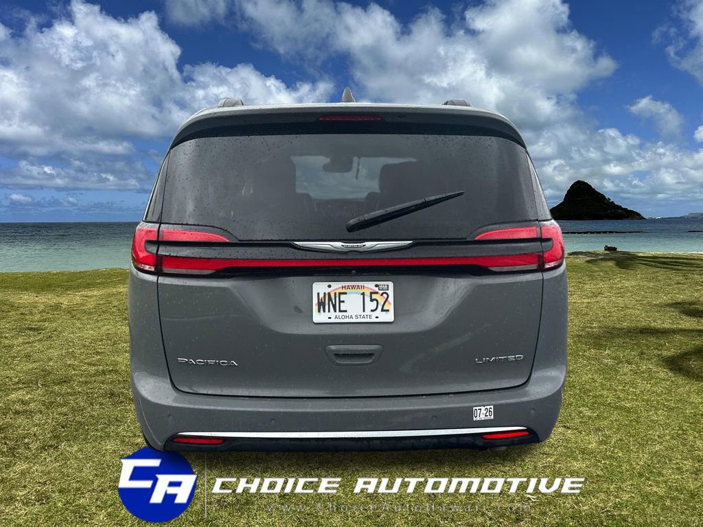 Used 2022 Chrysler Pacifica Limited image 7