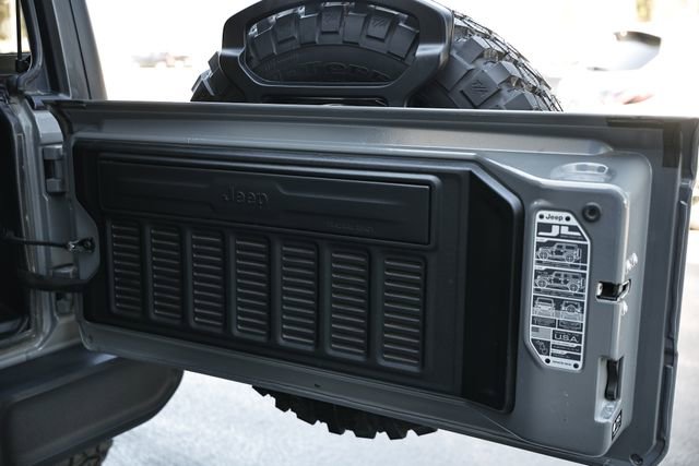 Used 2023 Jeep Wrangler Willys image 31
