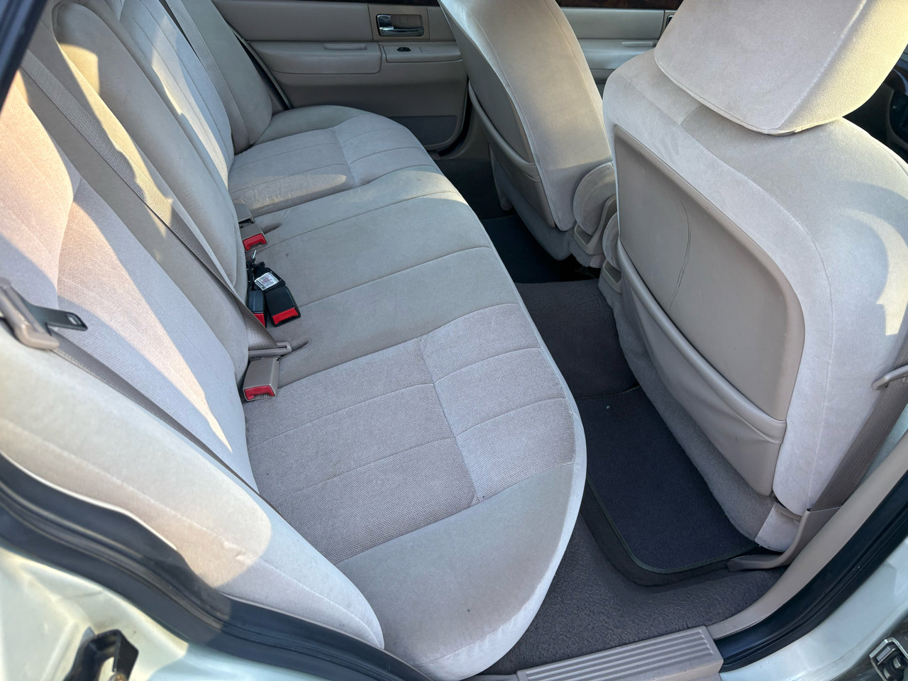 Used 2005 Mercury Grand Marquis GS image 12