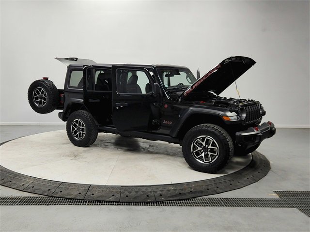 Used 2025 Jeep Wrangler Unlimited Rubicon image 9