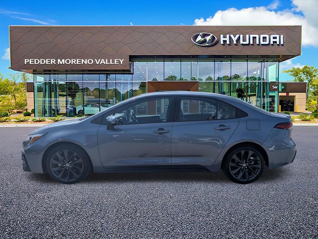 Used 2025 Toyota Corolla XSE FWD image 7