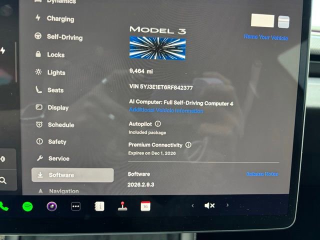 Used 2024 Tesla Model 3 Performance image 29