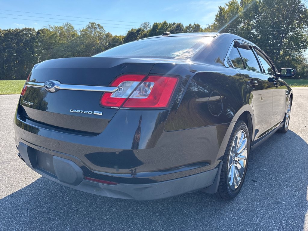 Used 2011 Ford Taurus Limited w/ 302A Rapid Spec Order Code AWD/4WD image 5