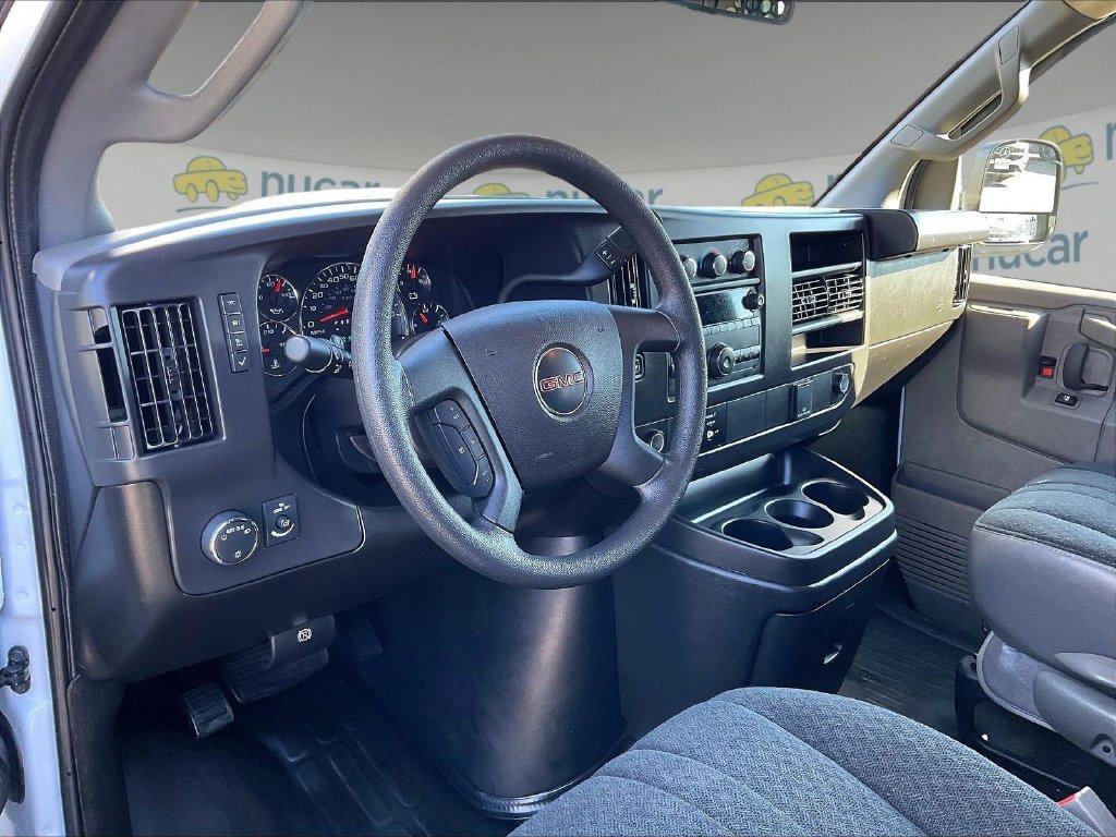 Used 2025 GMC Savana 2500 w/ Driver Convenience Package RWD image 8