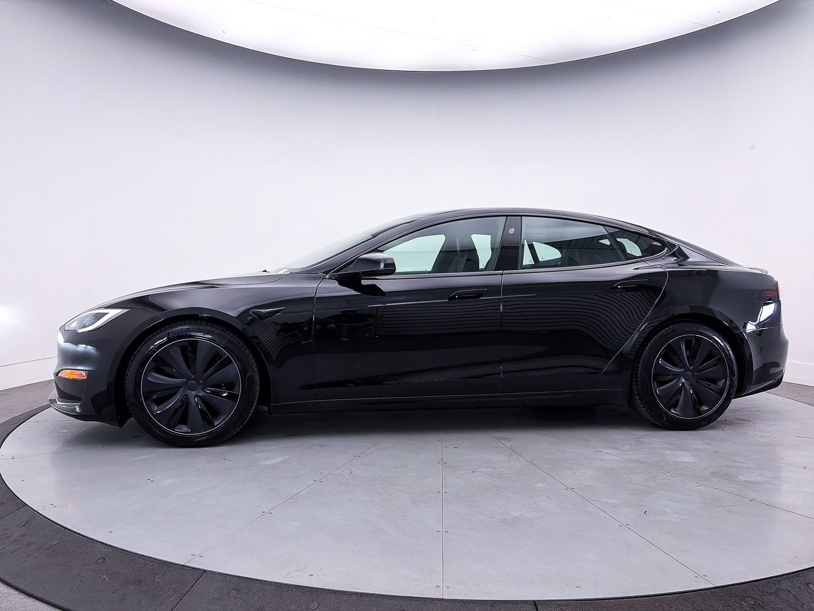 Used 2022 Tesla Model S Plaid AWD/4WD image 37