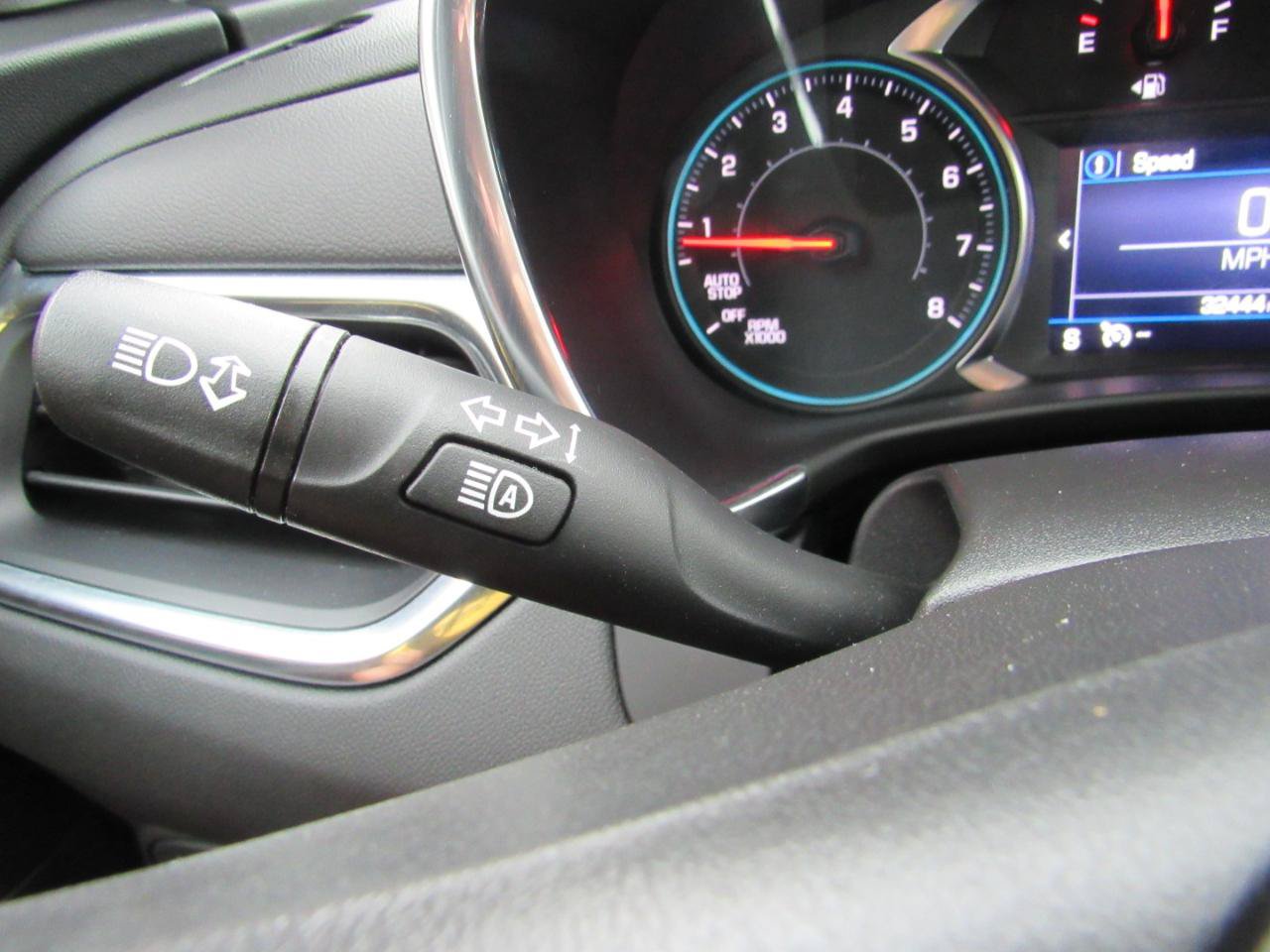 Used 2023 Chevrolet Equinox LT AWD/4WD image 22