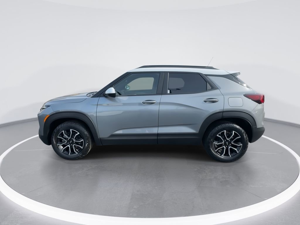 Used 2025 Chevrolet TrailBlazer ACTIV w/ Convenience Package image 5