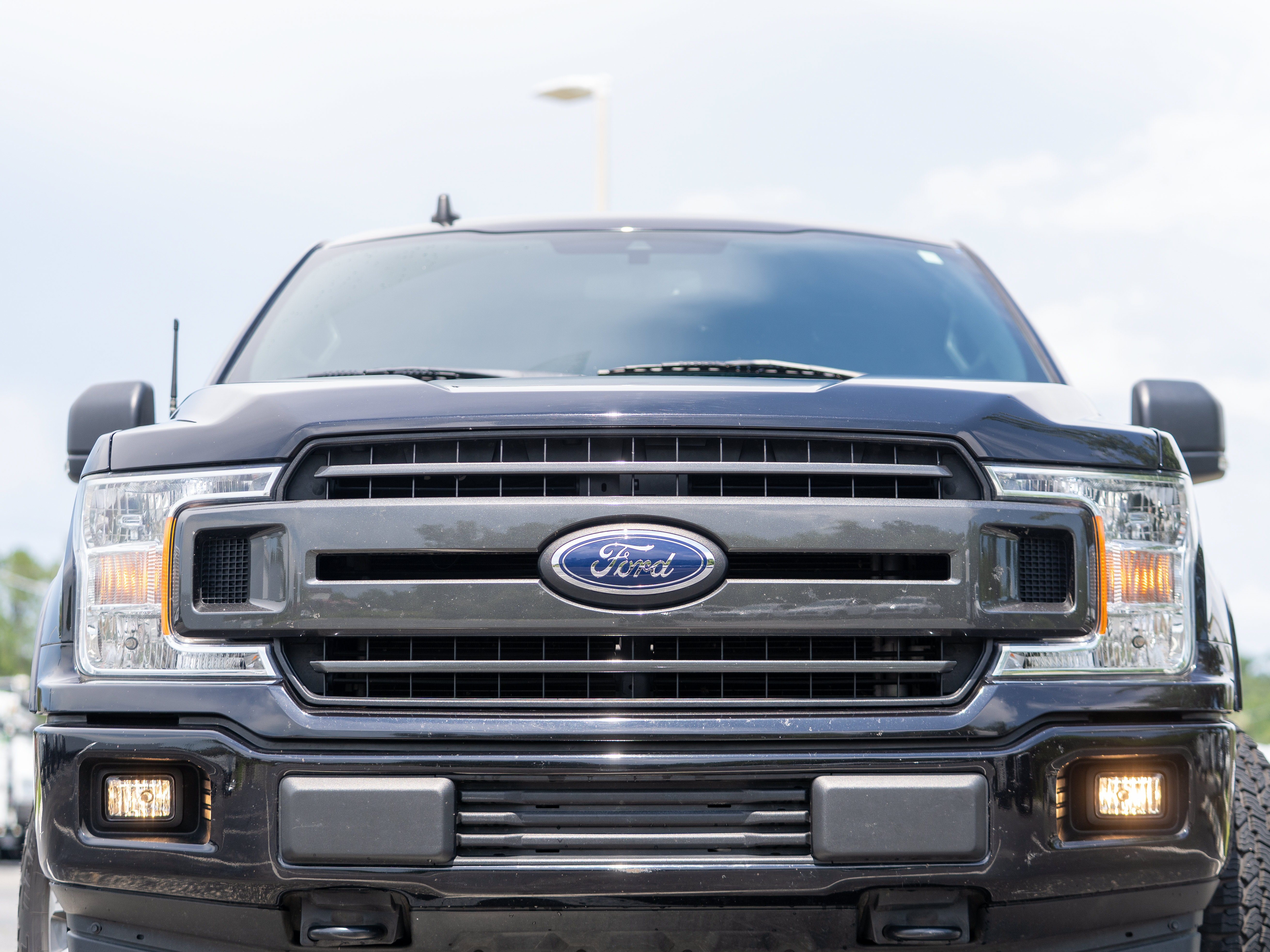 Used 2020 Ford F150 XLT w/ Equipment Group 302A Luxury AWD/4WD image 38
