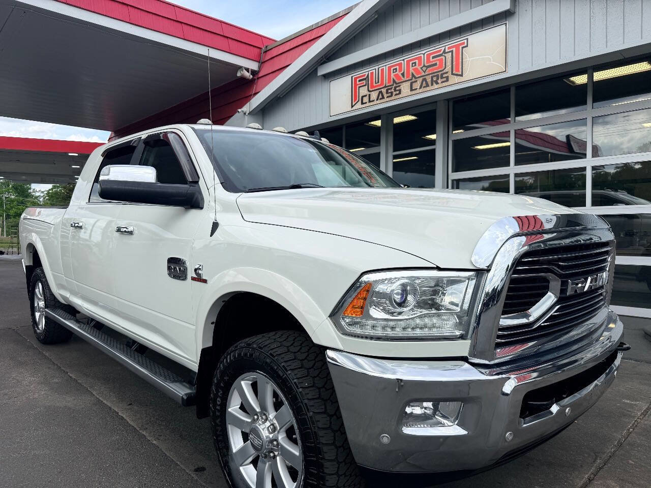 Used 2017 RAM 2500 Longhorn w/ Convenience Group AWD/4WD image 16