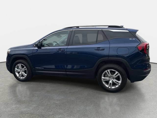 Used 2023 GMC Terrain SLE w/ Driver Convenience Package AWD/4WD image 3
