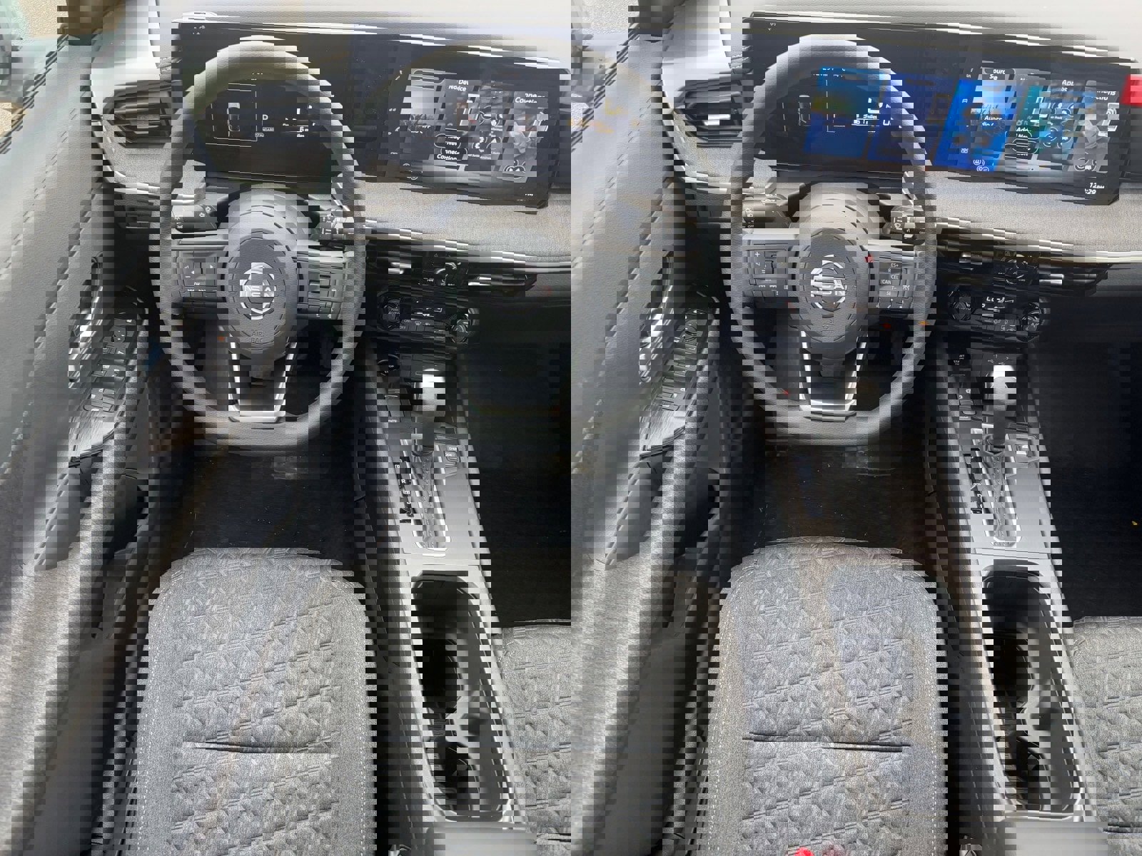 New 2026 Nissan Kicks SV image 15